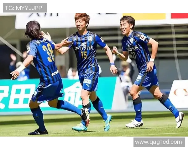 FC岐阜迎战川崎前锋全力争胜展现球队实力与斗志