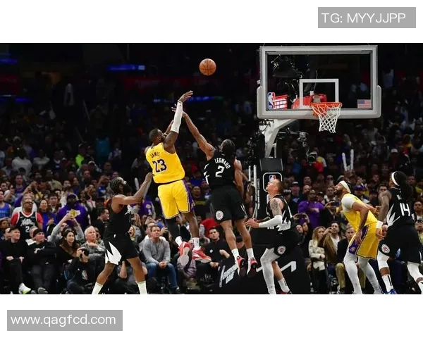 东部决赛激战正酣猛龙与雄鹿谁能挺进总决赛决胜时刻即将来临