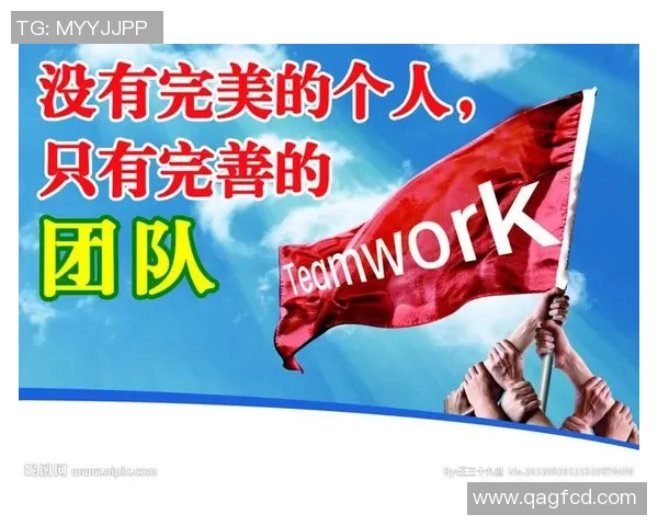 女王巡游队与罗瑟汉姆的激烈对决展现足球魅力与团队精神 女王巡游队与罗瑟汉姆的激烈对决展现足球魅力与团队精神