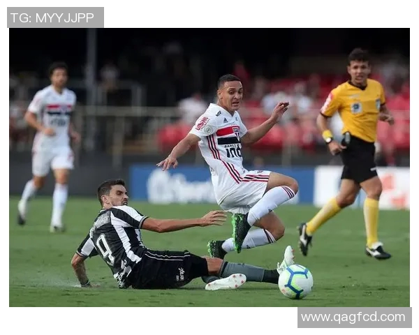 奥斯与福伦丹激战正酣谁能在这场较量中笑到最后