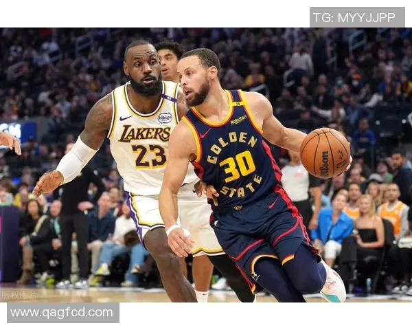 季前赛勇士对阵湖人今日精彩对决值得期待球迷热情高涨 季前赛勇士对阵湖人今日精彩对决值得期待球迷热情高涨