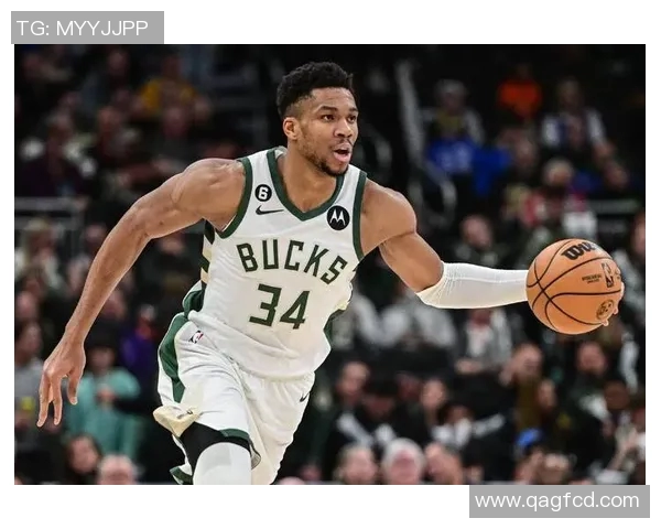 扬尼斯阿德托昆博的篮球之路与辉煌成就探秘 扬尼斯阿德托昆博的篮球之路与辉煌成就探秘